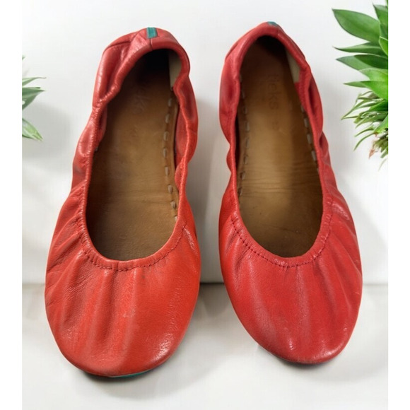 Tieks Shoes - TIEKS by Gavrieli Poppy Orange Coral Leather Ballet Flats Foldable Slip On Sz 10